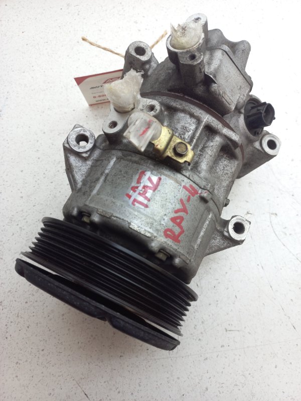 Компрессор кондиционера. Toyota Wish ZNE10 1ZZFE (б/у)