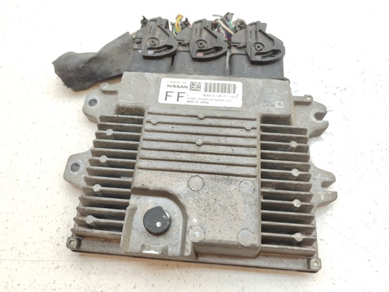 Блок управления EFI Nissan Serena C26 MR20DD (б/у)