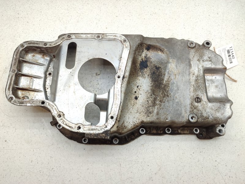 Поддон Mitsubishi Grandis NA4W 4G69 (б/у)