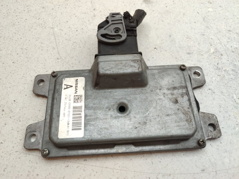 Блок управления КПП Nissan Serena C25 MR20DE (б/у)