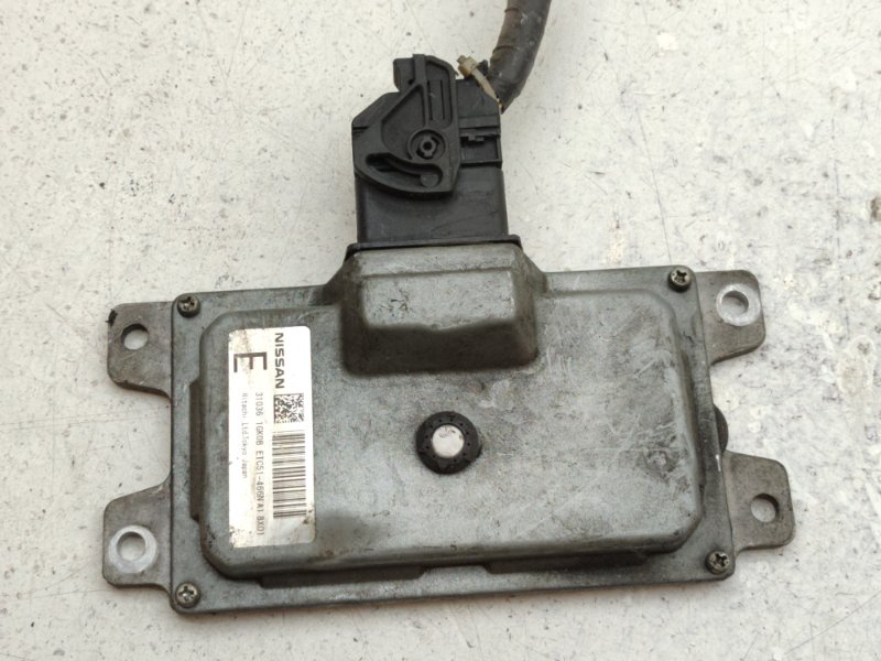 Блок управления КПП Nissan Serena C26 MR20DD (б/у)