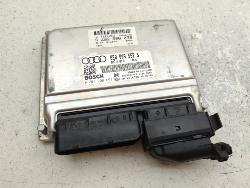 Блок управления EFI Audi A4 8EC ALT (б/у)