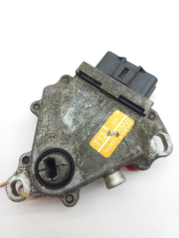 Датчик положения селектора АКПП Toyota Camry MCV10L 1MZFE (б/у)