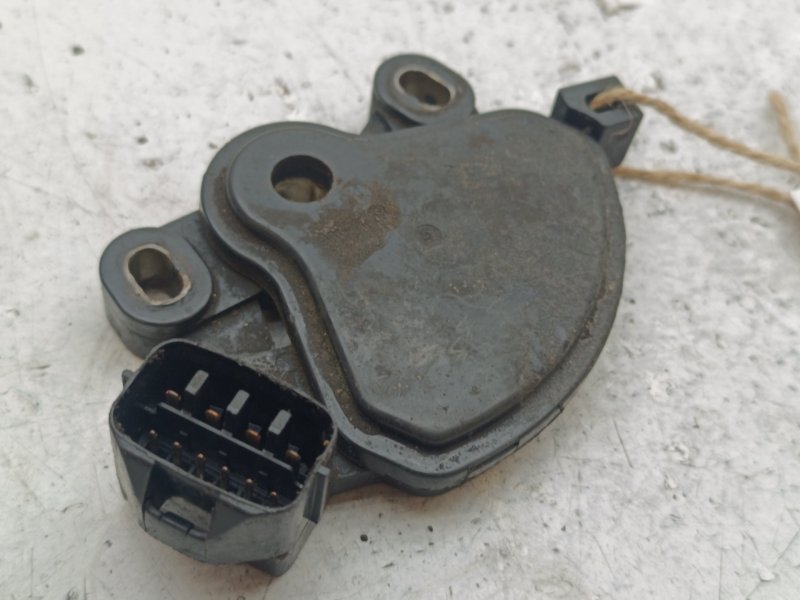 Датчик положения селектора АКПП Mitsubishi Airtrek CU2W 4G64 (б/у)