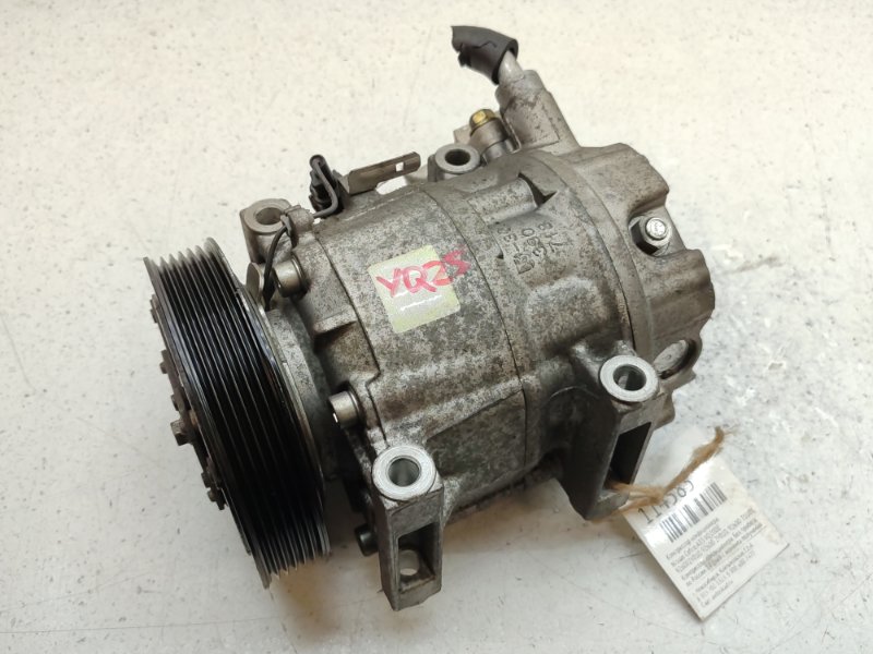 Компрессор кондиционера. Nissan Cefiro A33 VQ20DE (б/у)