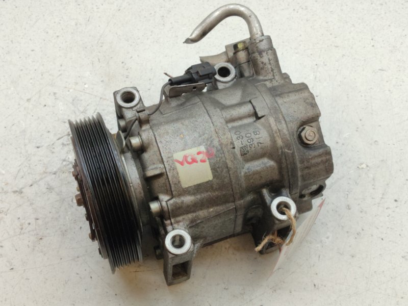 Компрессор кондиционера. Nissan Cefiro A33 VQ20DE (б/у)