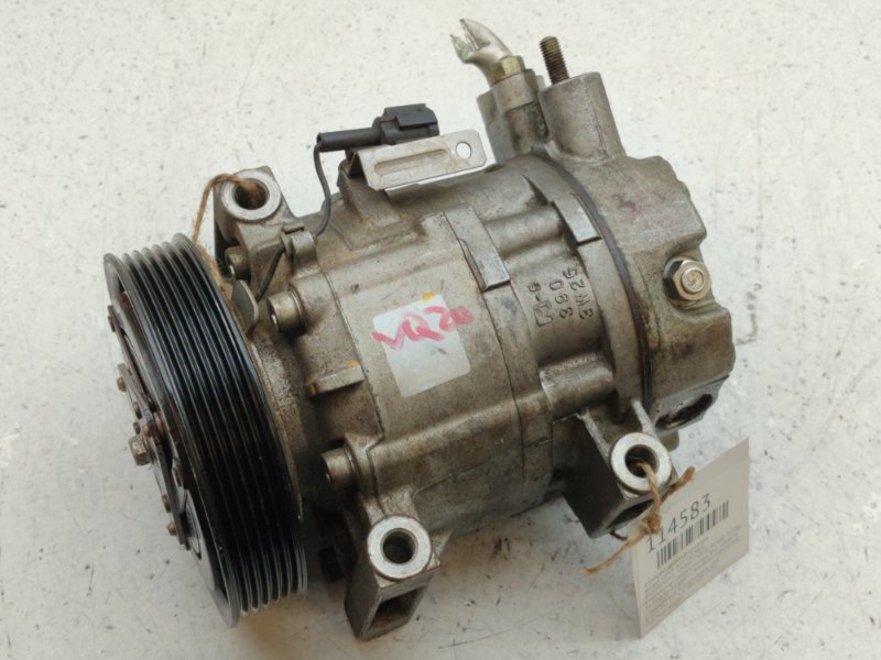 Компрессор кондиционера. Nissan Cefiro A33 VQ20DE (б/у)