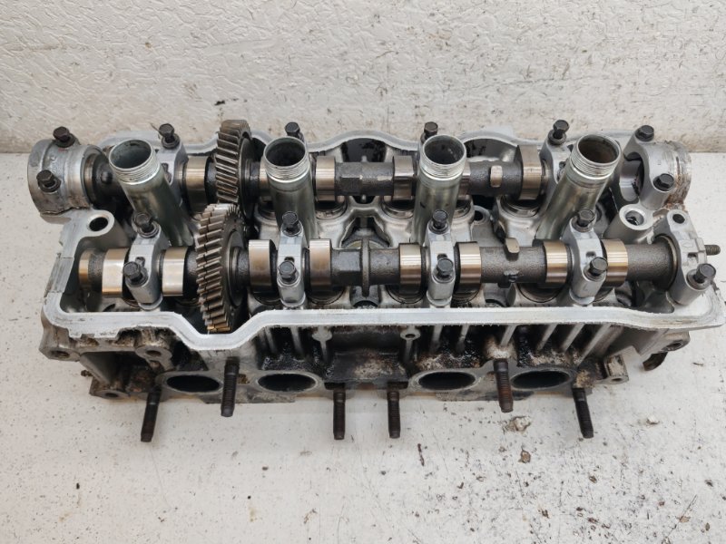 Головка блока цилиндров Toyota Camry SXV10 3SFE (б/у)