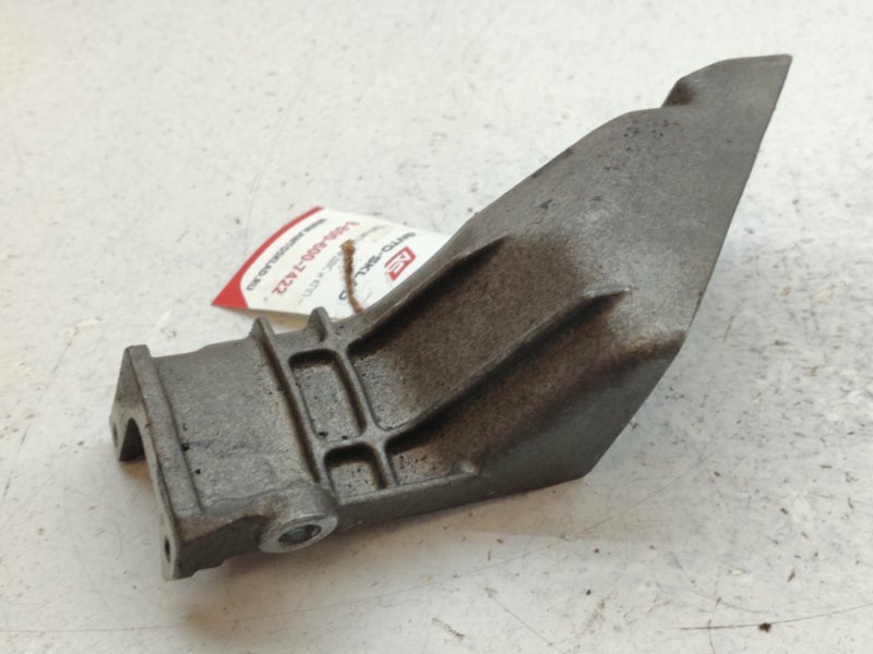 Кронштейн Honda Accord CF4 F23A (б/у) Кронштейн Honda Accord CF4 F23A (б/у)