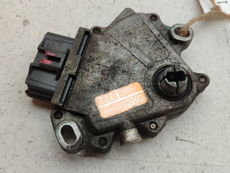 Датчик положения селектора АКПП Toyota Harrier MCU15W 1MZFE (б/у)