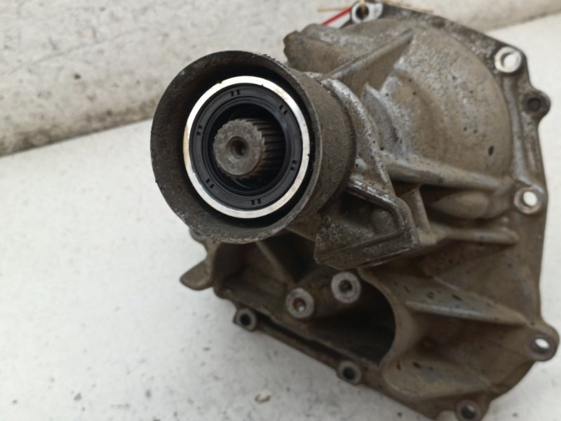 Хвостовик трансмиссии Subaru Legacy BE9 EJ254 (б/у) Хвостовик трансмиссии Subaru Legacy BE9 EJ254 (б/у)