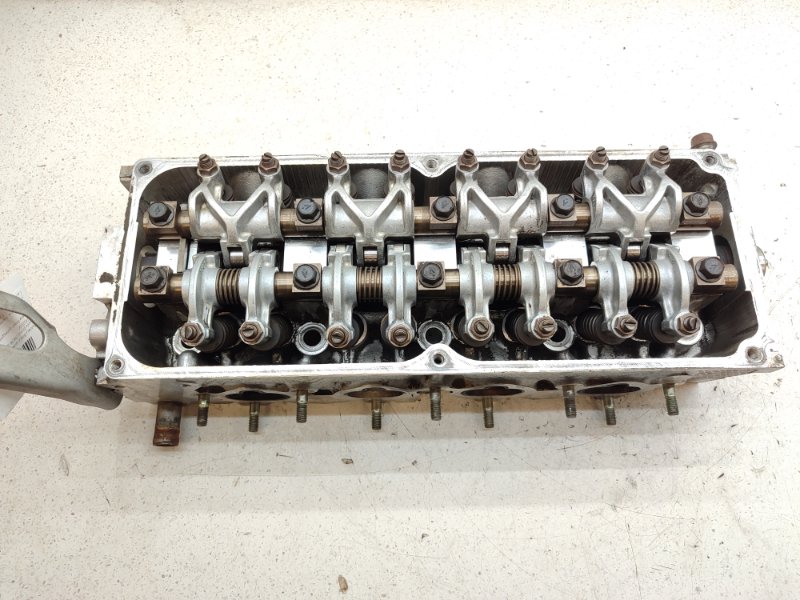 Головка блока цилиндров Mazda Demio DW3W B3 (б/у) Головка блока цилиндров Mazda Demio DW3W B3 (б/у)