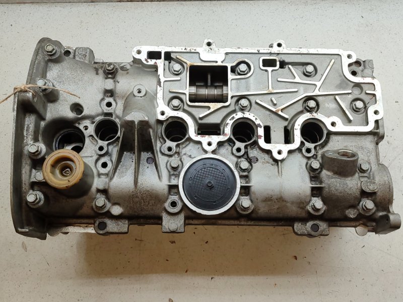 Головка блока цилиндров Renault Megane BM K4M (б/у) Головка блока цилиндров Renault Megane BM K4M (б/у)