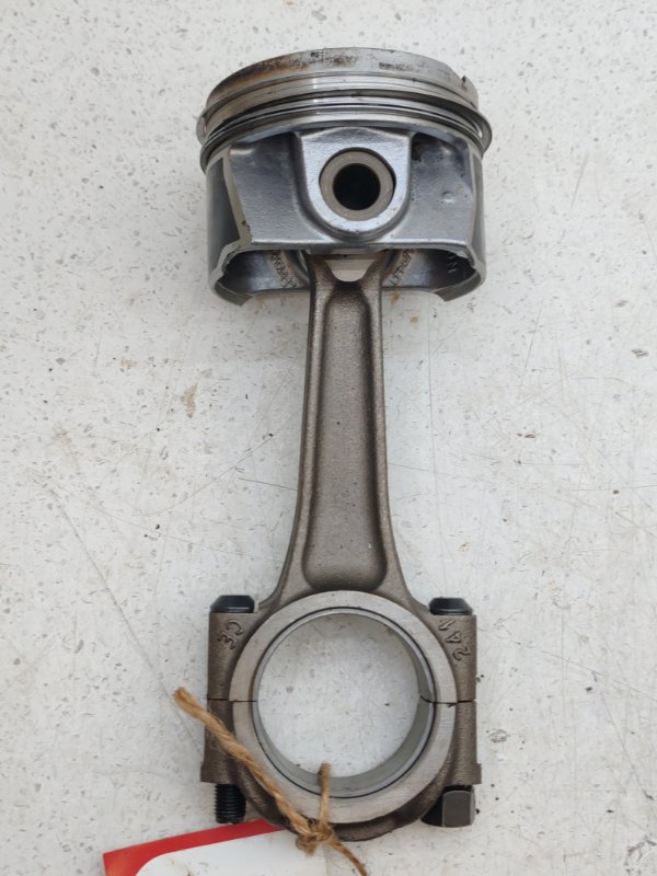 Поршень с шатуном Citroen C4 EC5 (б/у) Поршень с шатуном Citroen C4 EC5 (б/у)