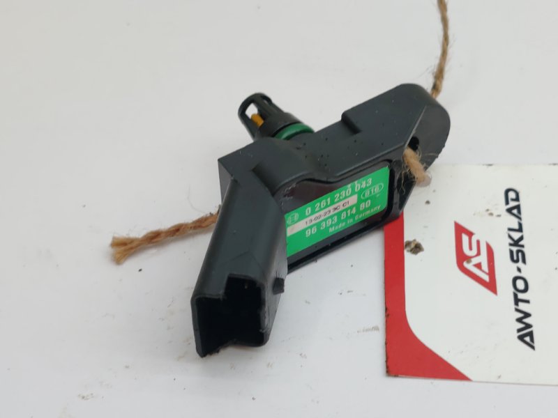 Датчик абсолютного давления Citroen C4 EC5 (б/у) Датчик абсолютного давления Citroen C4 EC5 (б/у)