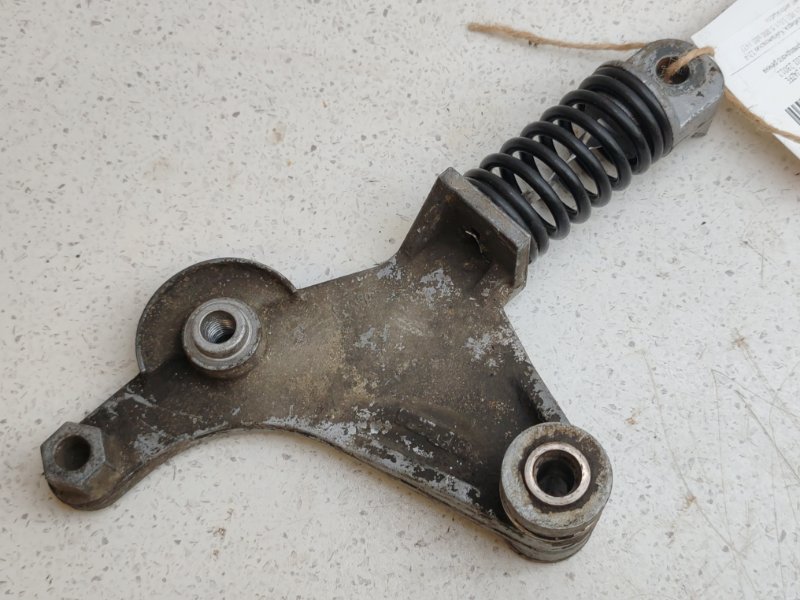 Натяжитель Toyota Camry ACV30 2AZFE (б/у) Натяжитель Toyota Camry ACV30 2AZFE (б/у)