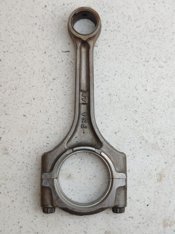 Шатун Honda CR-V RD4 K20A (б/у) Шатун Honda CR-V RD4 K20A (б/у)