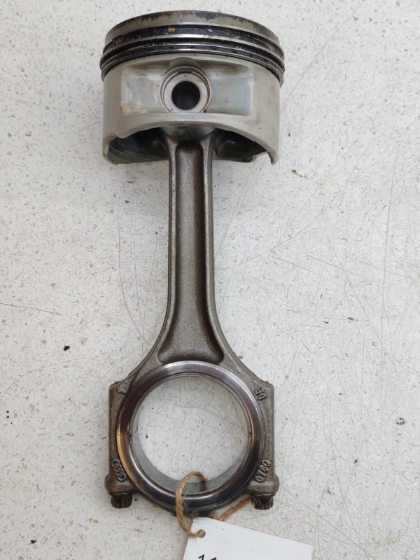 Поршень с шатуном Volkswagen Touareg 7LA AXQ (б/у)