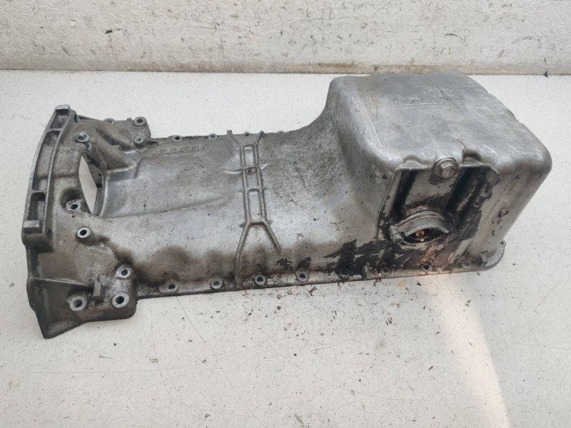 Поддон Mercedes-Benz C-Class S202 M111E23 (б/у)