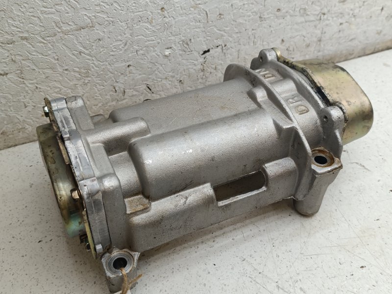 Вал балансировочный Hyundai Santa Fe CM D4EA (б/у)