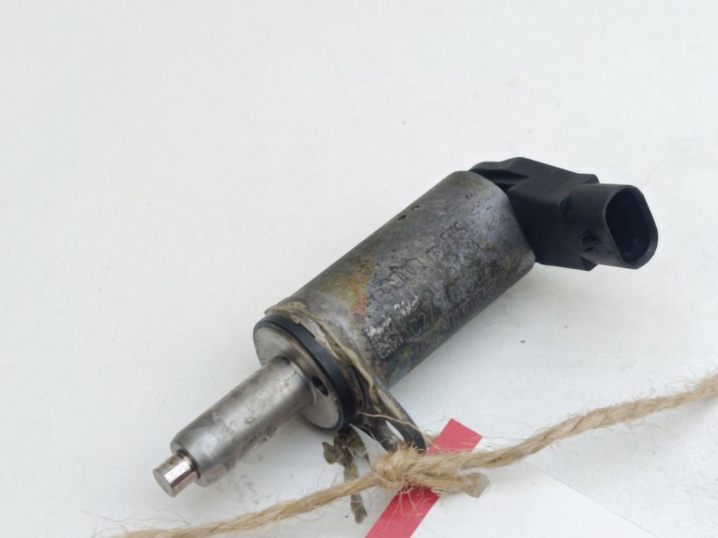 Клапан VVT-I Audi A4 K2 CAE (б/у)