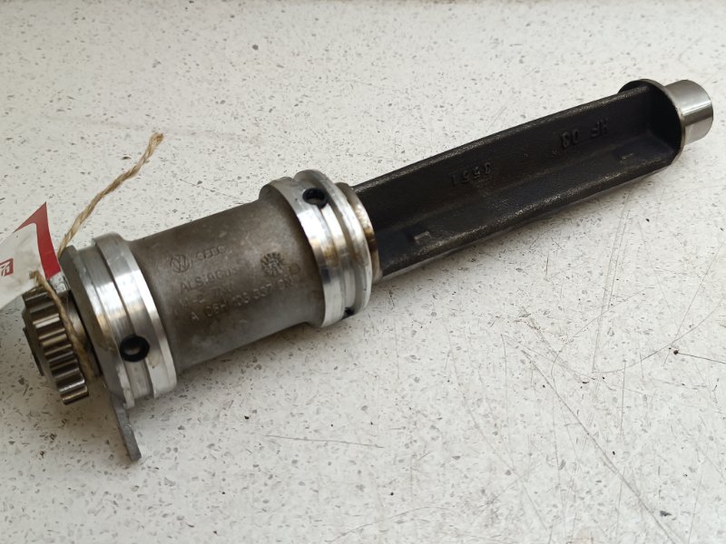 Вал балансировочный Audi A4 K2 CAE (б/у)