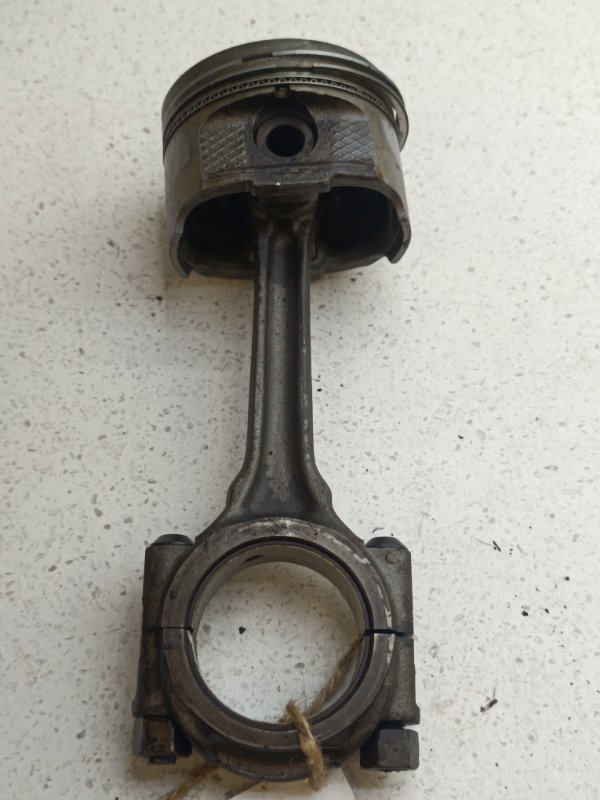 Поршень с шатуном Peugeot 206 KFW (б/у)