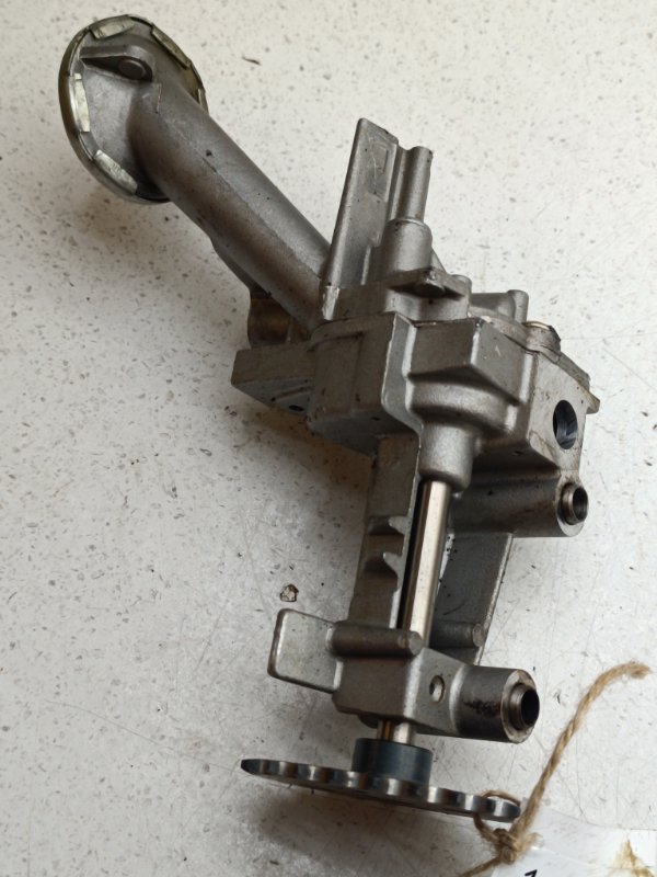 Насос масляный Renault Laguna F4R (б/у)