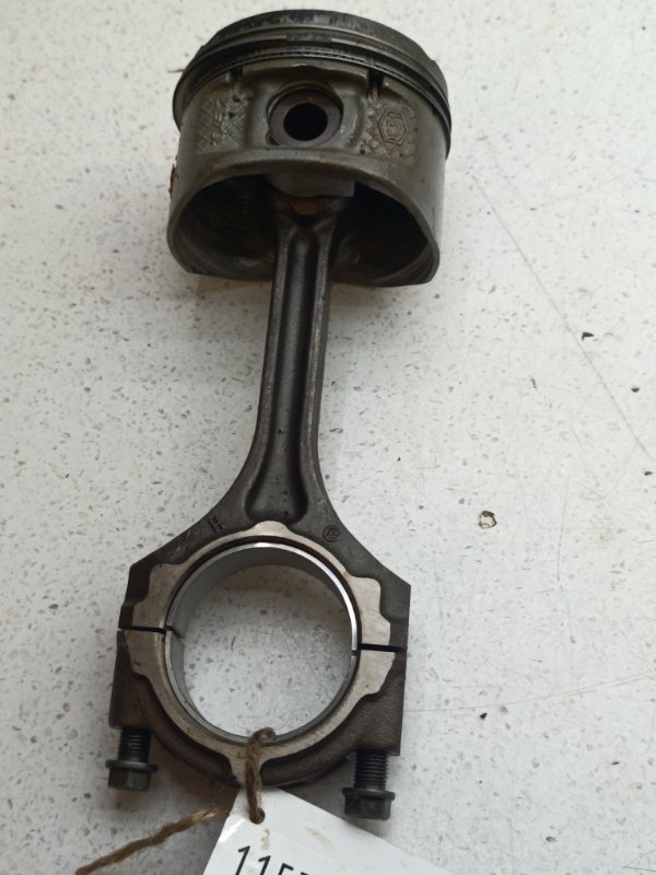 Поршень с шатуном Renault Laguna F4R (б/у)