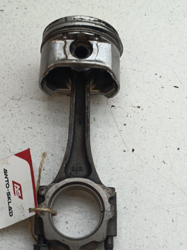 Поршень с шатуном Kia Spectra S6D (б/у)