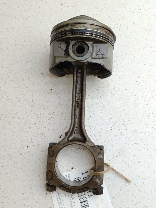 Поршень с шатуном Mitsubishi Legnum EA1W 4G93 (б/у)