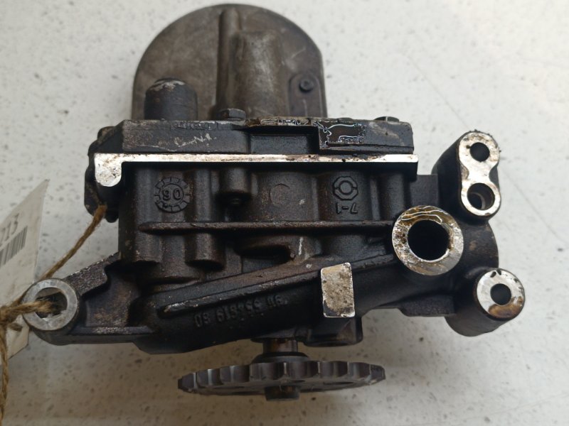 Насос масляный Peugeot 206 KFW (б/у)