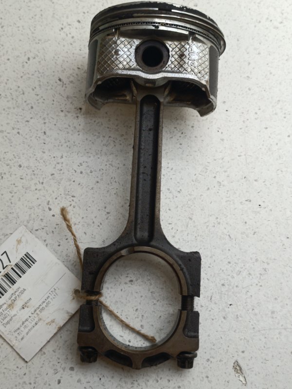 Поршень с шатуном Ford Focus CAP AODA (б/у)
