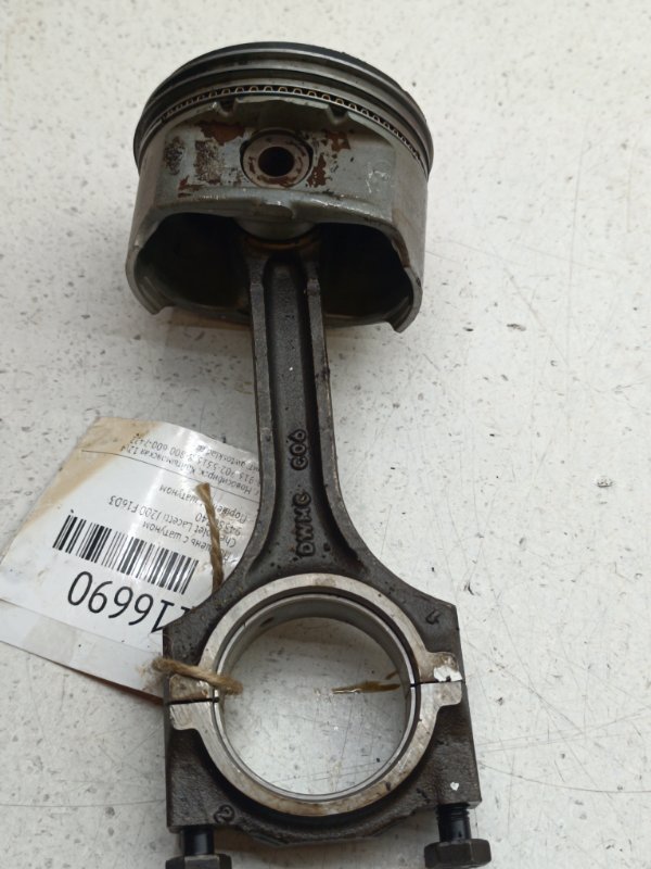 Поршень с шатуном Chevrolet Lacetti J200 F16D3 (б/у)