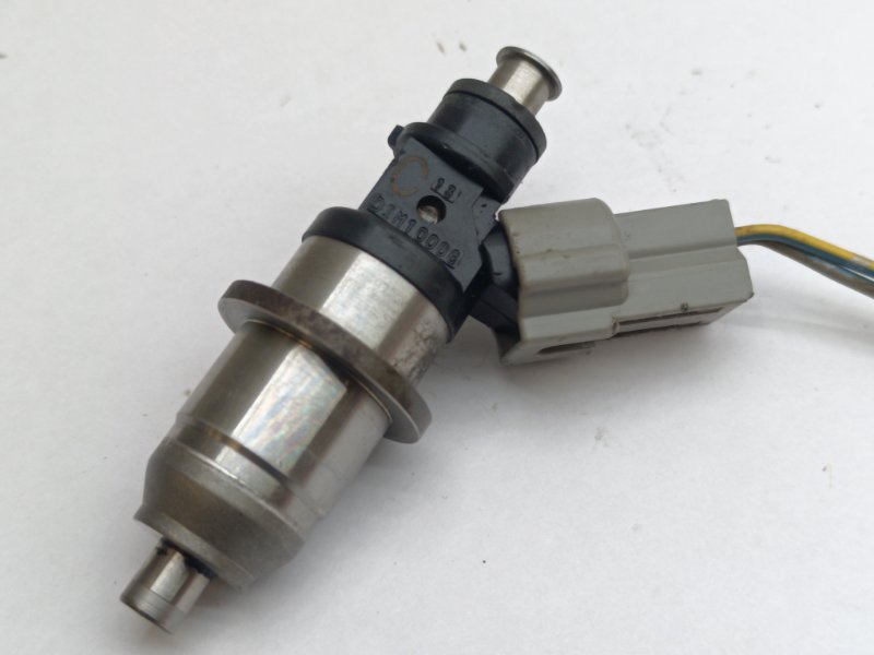 Форсунка топливная Mitsubishi Dingo CQ5A 4G93 (б/у)