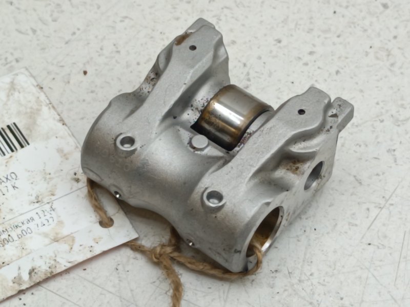 Рокер клапана Volkswagen Touareg 7LA AXQ (б/у)