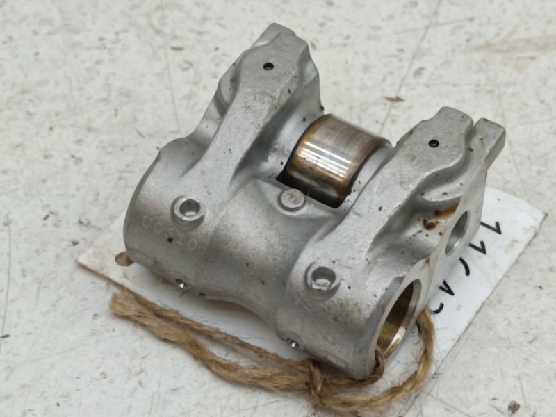 Рокер клапана Volkswagen Touareg 7LA AXQ (б/у)