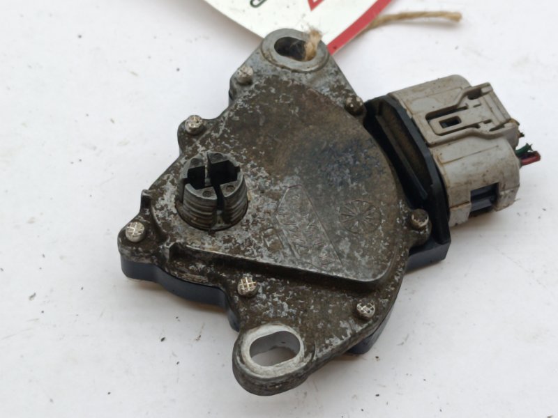 Датчик положения селектора АКПП Suzuki Kei ZC11S M15A (б/у)