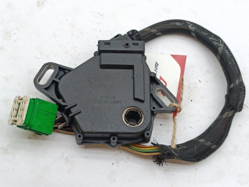 Датчик положения селектора АКПП Nissan Almera G15RA K4M (б/у)