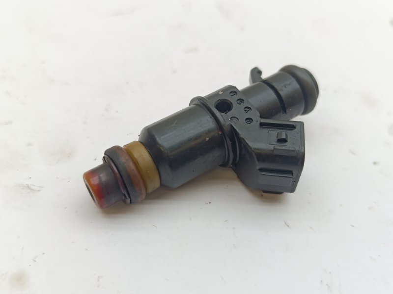 Форсунка топливная Honda City GD8 L15A (б/у)