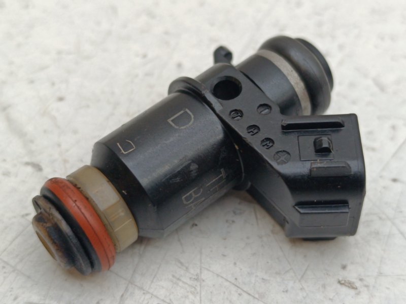 Форсунка топливная Honda Stream RN2 D17A (б/у)