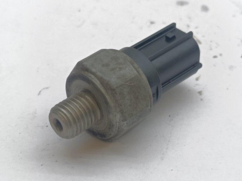 Датчик давления масла Honda Crossroad RT3 R20A (б/у)