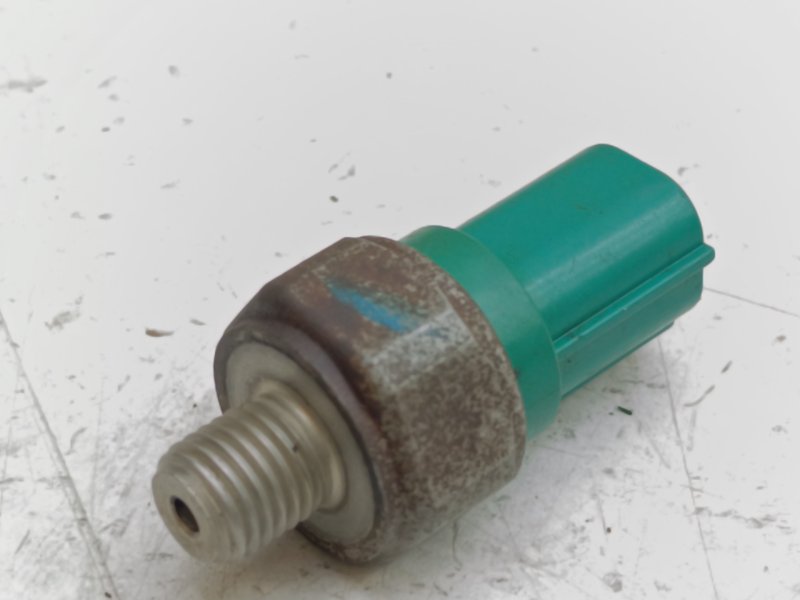 Датчик давления масла Honda CR-V RD4 K20A4 (б/у)