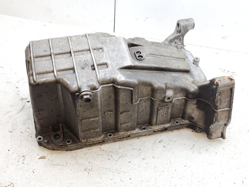 Поддон Honda Fit GD2 L15A (б/у)