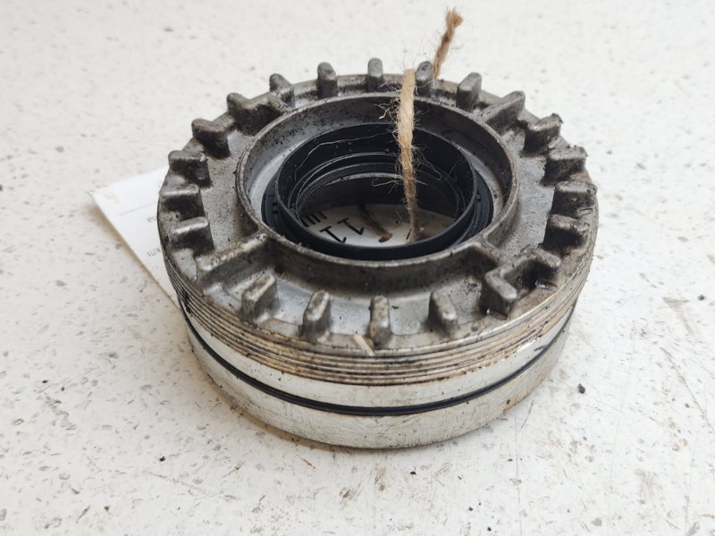 Крышка подшипника дифференциала АКПП Subaru Tribeca YA5 EJ30D (б/у)