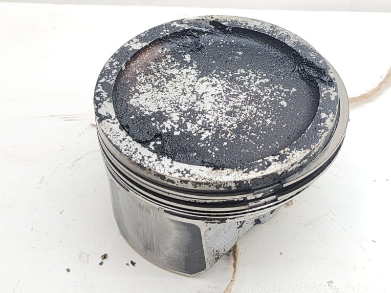 Поршень Skoda Fabia BTS (б/у)