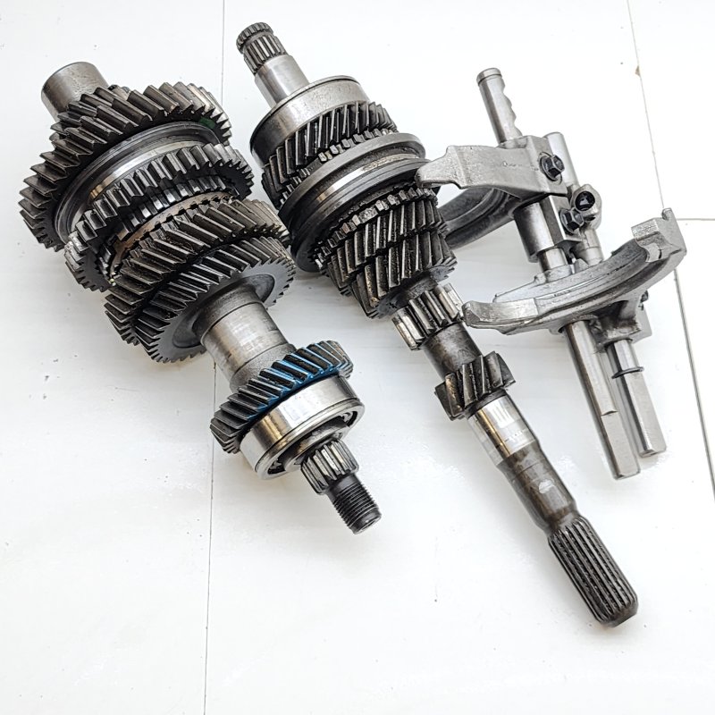 Вал КПП Toyota Corona Premio AT211 7AFE (б/у)