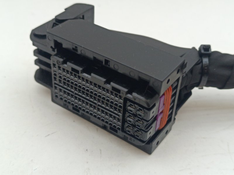 Разъем Hyundai Sonata LF (б/у)