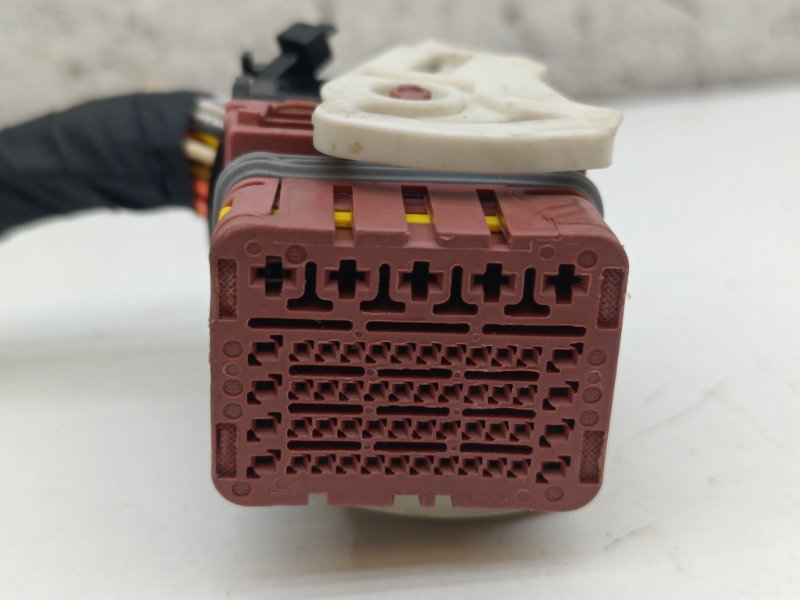 Разъем Citroen C4 4E EB2M (б/у)