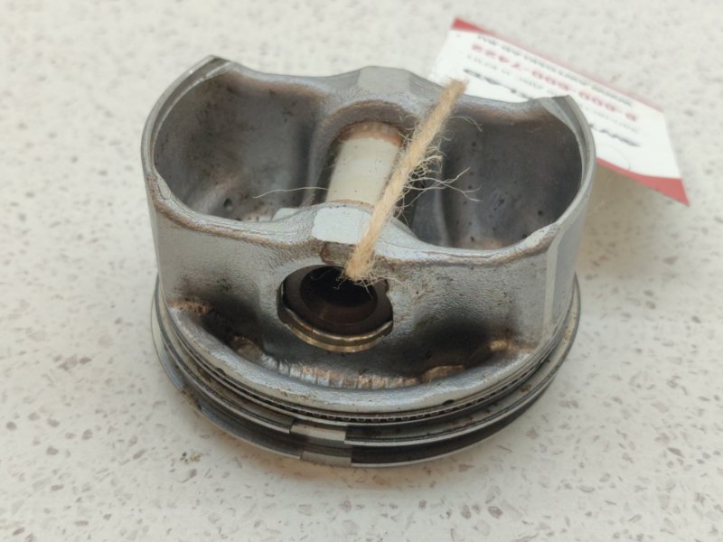 Поршень Hyundai Tucson LM G4NA (б/у)